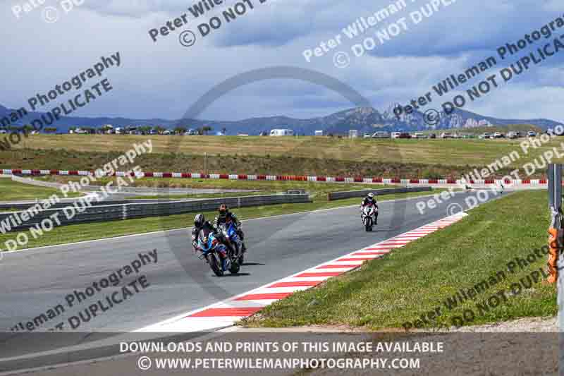 cadwell no limits trackday;cadwell park;cadwell park photographs;cadwell trackday photographs;enduro digital images;event digital images;eventdigitalimages;navarra;no limits trackdays;peter wileman photography;racing digital images;trackday digital images;trackday photos